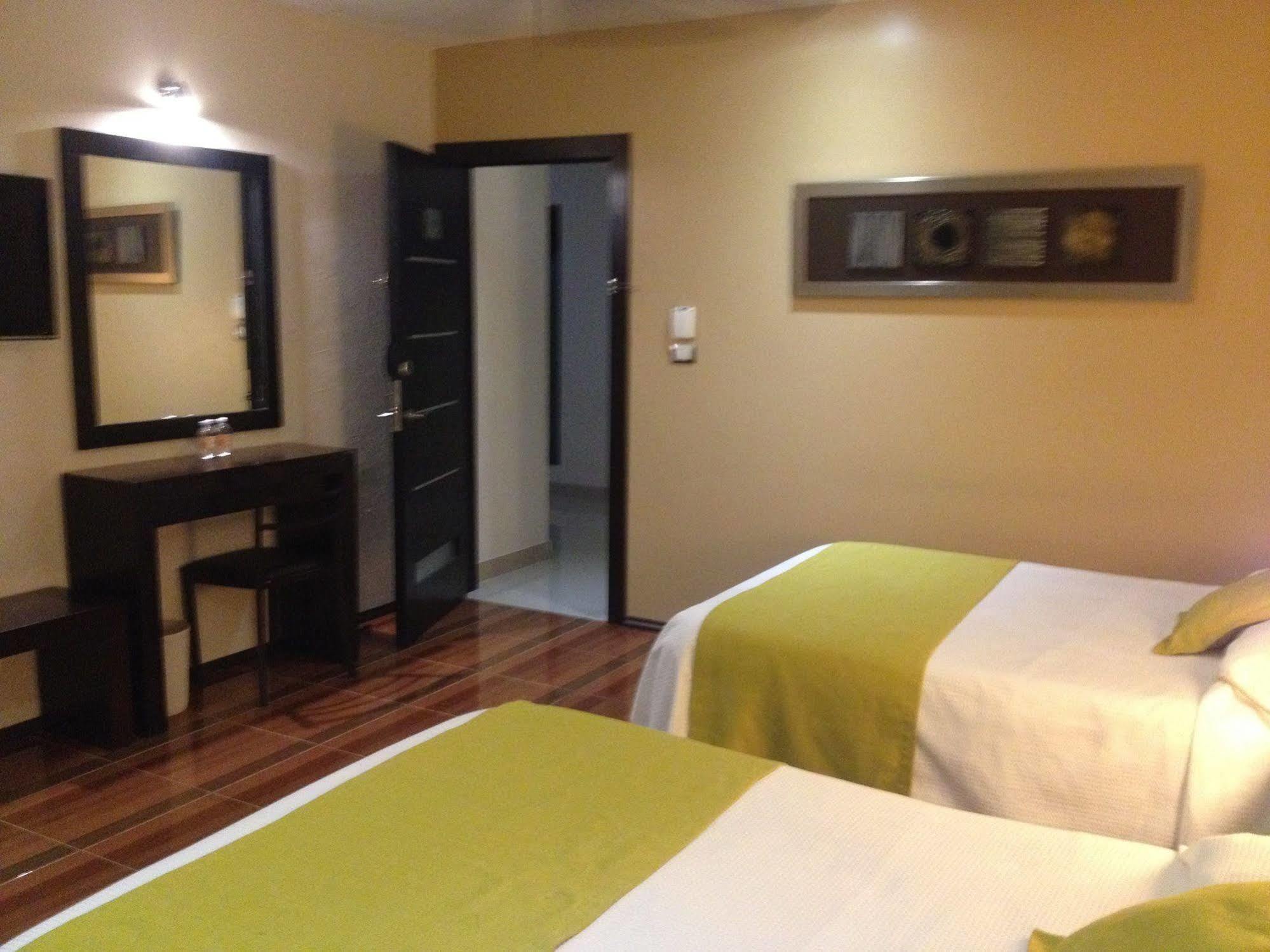 Hotel Majova Inn Xalapa Bagian luar foto