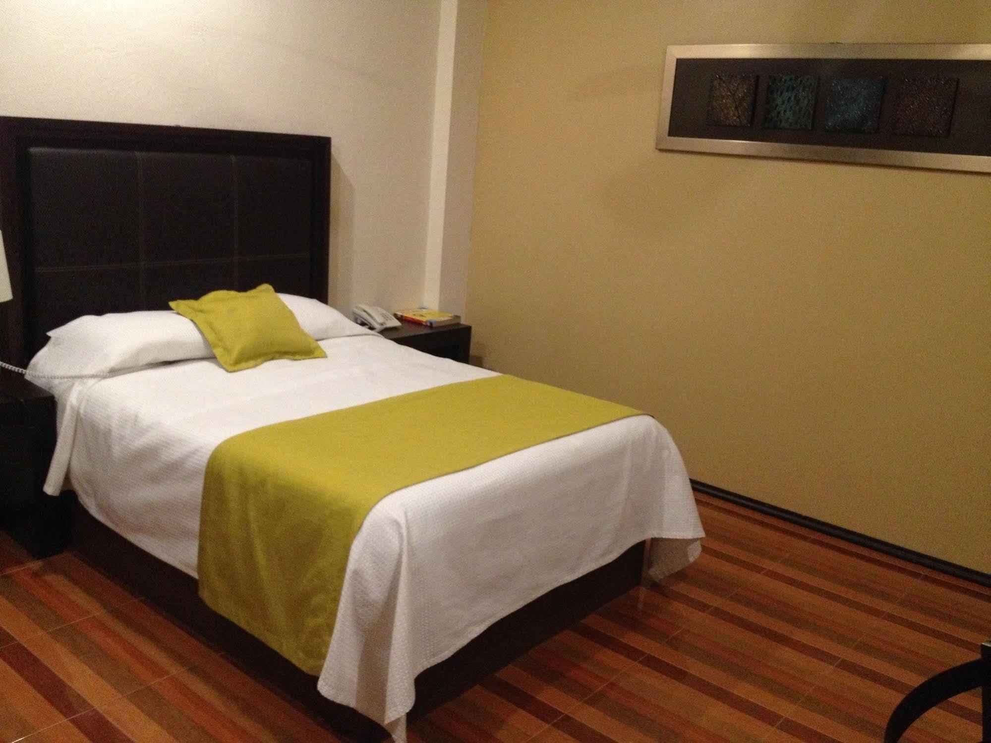 Hotel Majova Inn Xalapa Bagian luar foto